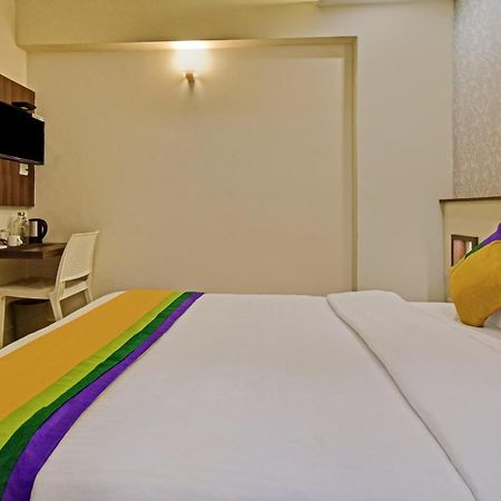 Itsy Hotels Deluxe Inn 첸나이 외부 사진
