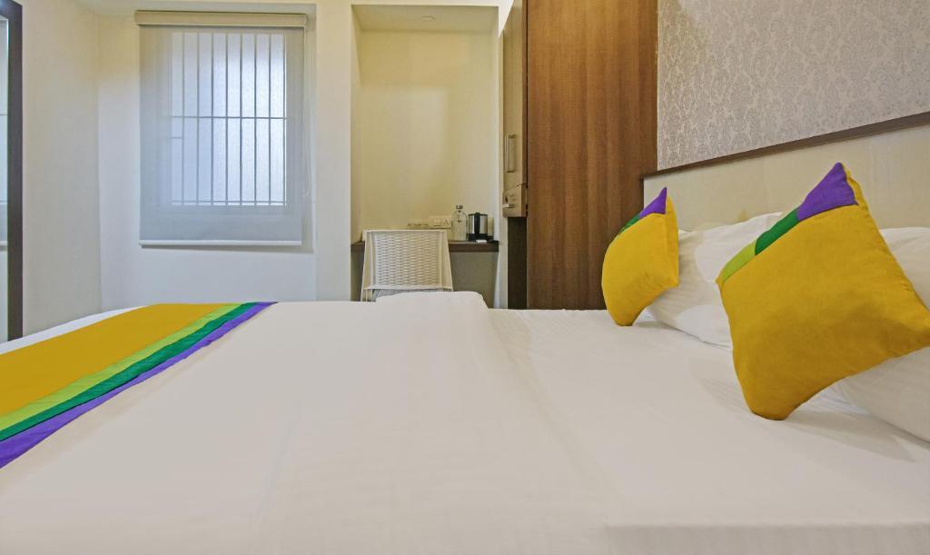 Itsy Hotels Deluxe Inn 첸나이 외부 사진