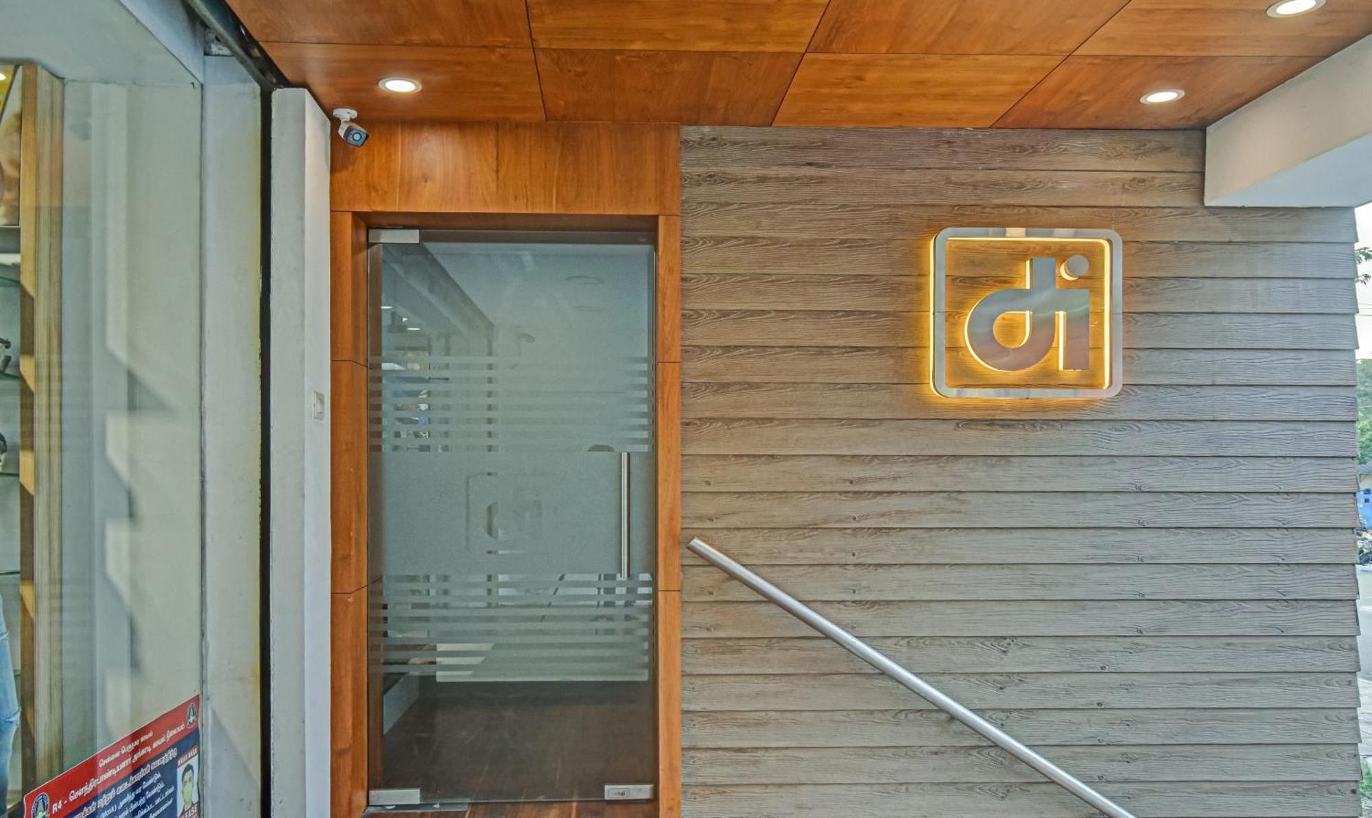Itsy Hotels Deluxe Inn 첸나이 외부 사진