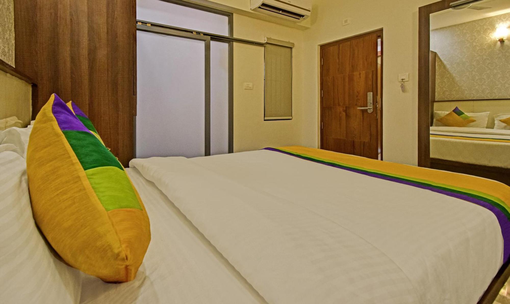 Itsy Hotels Deluxe Inn 첸나이 외부 사진